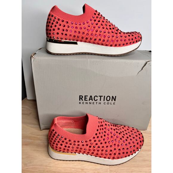Kenneth Cole Reaction Rhinestone  Sneakers Coral  Pink Slip On NWB Size 5 - Picture 3 of 8
